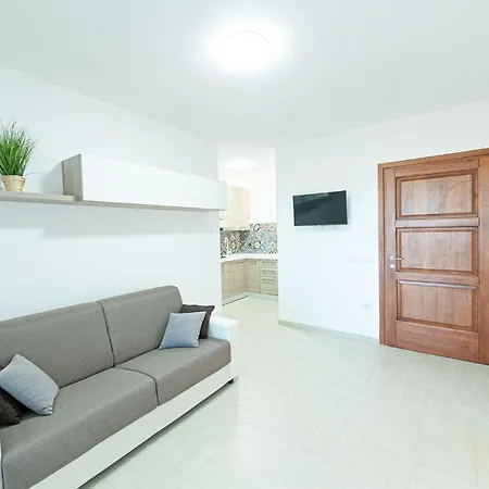 A 10 Minbellissimo Vista Mare Apartamento Budoni
